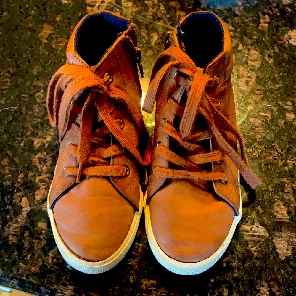 CAT & JACK leather high tops